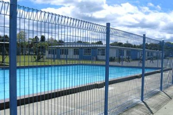 swimming pool fence